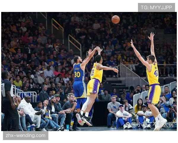 阿门·汤普森新赛季三分失准，十投无果需调整状态